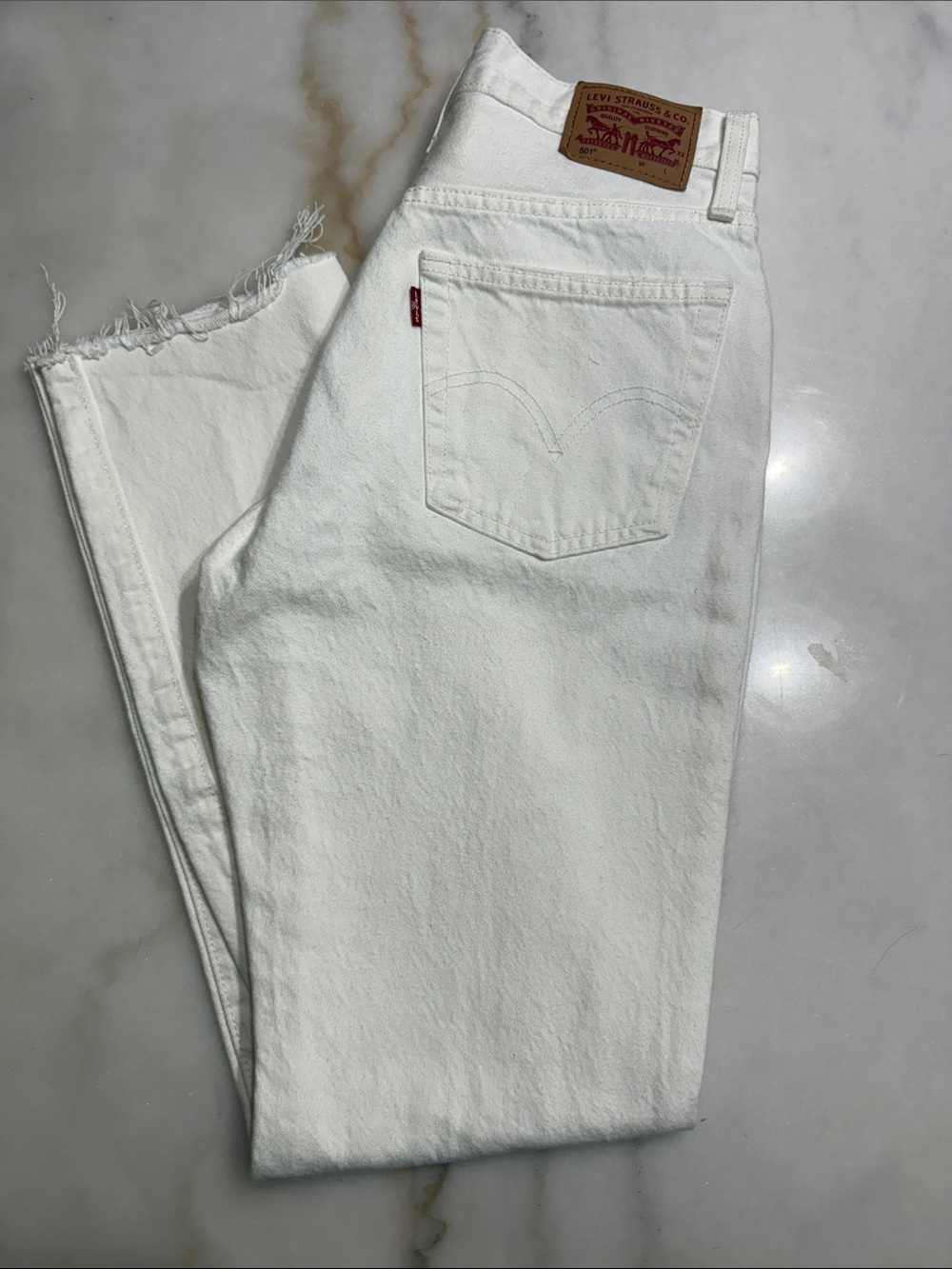 Levi's White Slim Straight Jeans 26